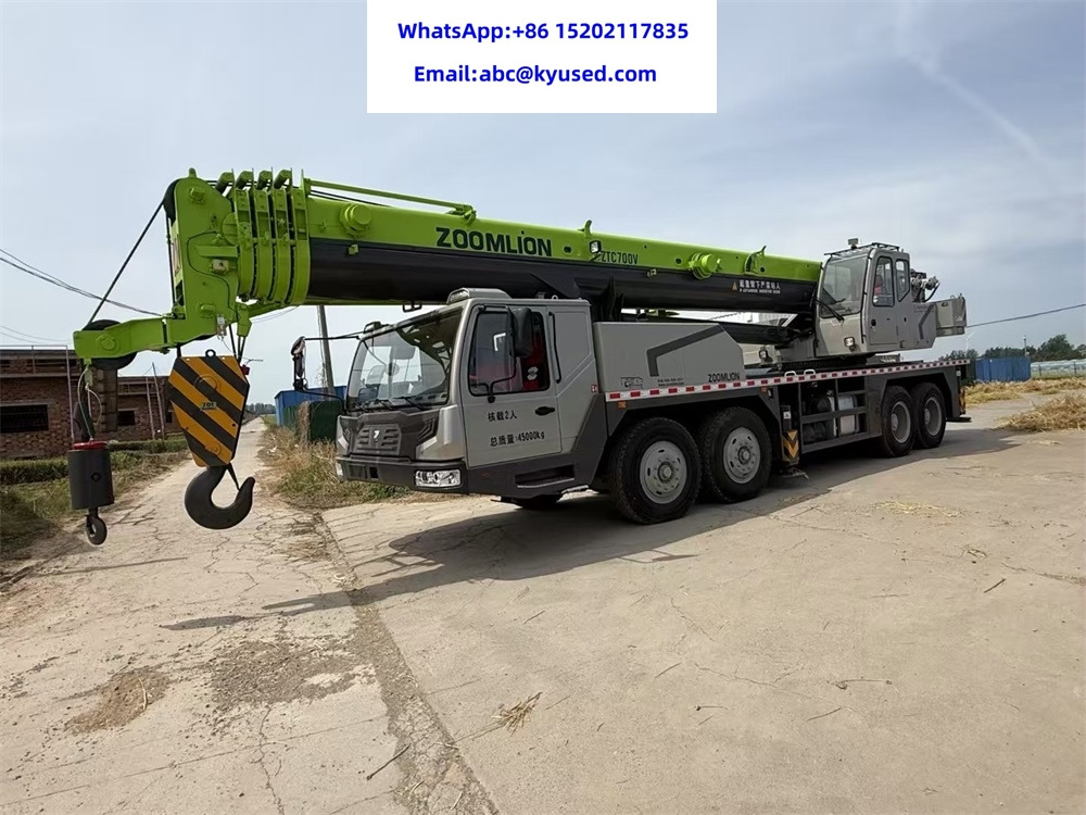 ZOOMLION ZTC700V QY70V 50Ton 70ton truck crane - Grua móvel: foto 1 ZOOMLION ZTC700V QY70V 50Ton 70ton truck crane - Grua móvel: foto 1