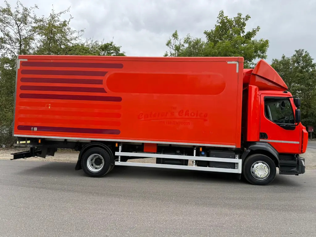 Renault D16 High - Fridgebox - Camião frigorífico: foto 4 Renault D16 High - Fridgebox - Camião frigorífico: foto 4