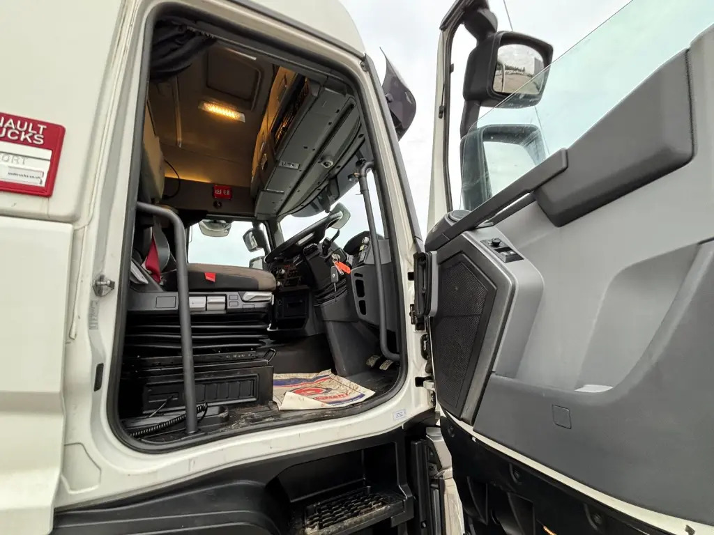 Tractor Renault T 480 (CKL): foto 13 Tractor Renault T 480 (CKL): foto 13