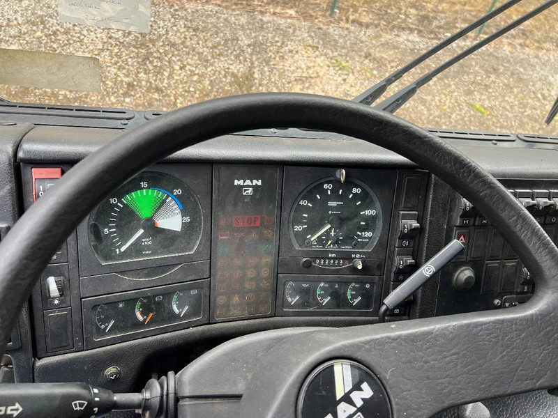 MAN KAT 6X6 ANTENNE 34MTR DORNIER 25.422DFAEG 3x in stock (met/zonder antenne) - Camião: foto 2 MAN KAT 6X6 ANTENNE 34MTR DORNIER 25.422DFAEG 3x in stock (met/zonder antenne) - Camião: foto 2