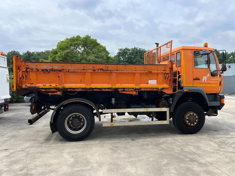 MAN LE 18.280 4x4 - Camião basculante: foto 4 MAN LE 18.280 4x4 - Camião basculante: foto 4