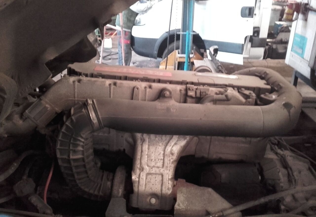 Renault DXI 7 320 E3 Renault Premium - Motor para Camião: foto 2 Renault DXI 7 320 E3 Renault Premium - Motor para Camião: foto 2