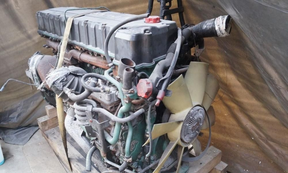 Volvo D12C Volvo FH 12 - Motor para Camião: foto 1 Volvo D12C Volvo FH 12 - Motor para Camião: foto 1