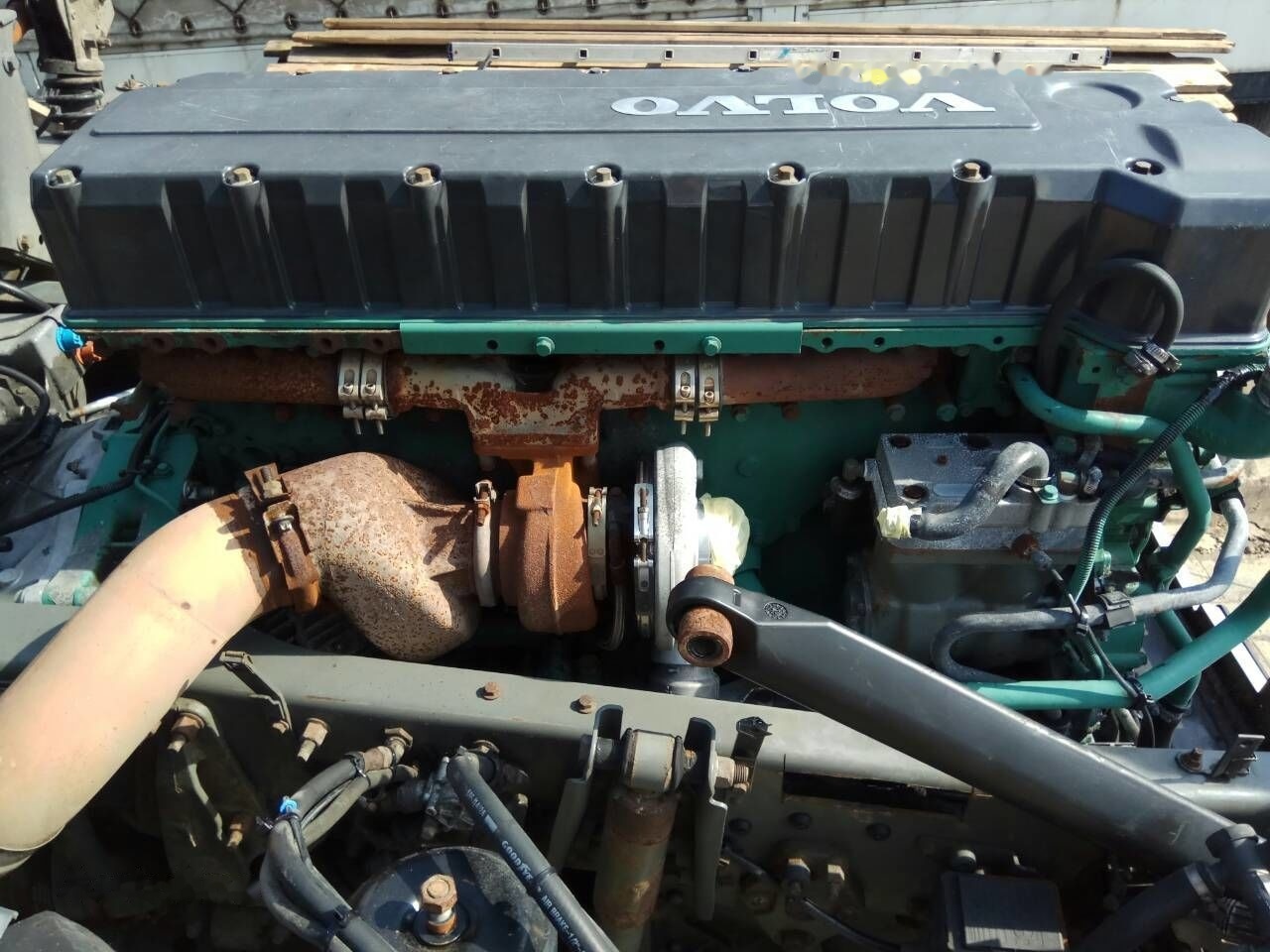 Volvo D12D 460 E3 Volvo FH 12 - Motor para Camião: foto 2 Volvo D12D 460 E3 Volvo FH 12 - Motor para Camião: foto 2