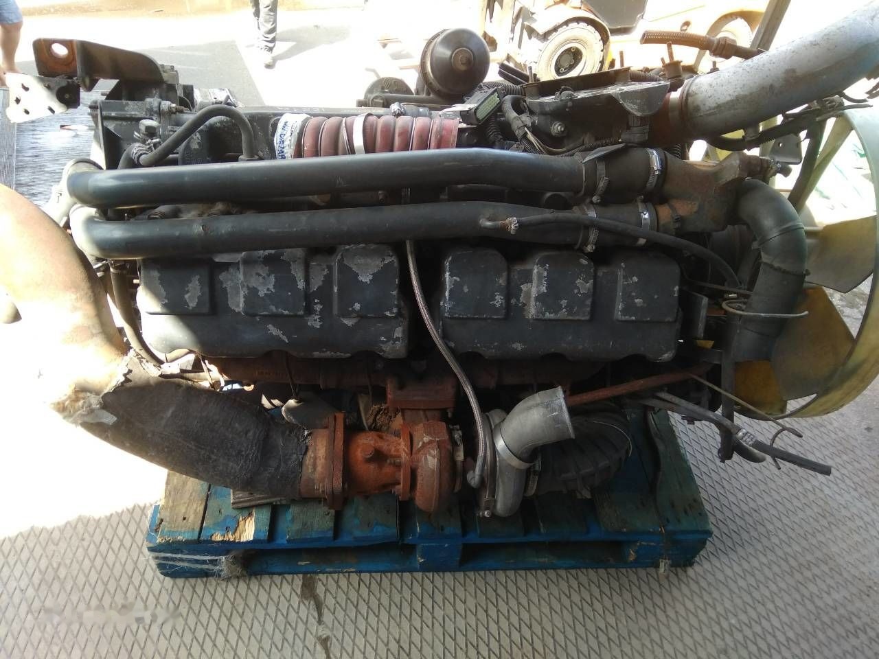 Renault Magnum E-TECH Renault MAGNUM - Motor para Camião: foto 1 Renault Magnum E-TECH Renault MAGNUM - Motor para Camião: foto 1