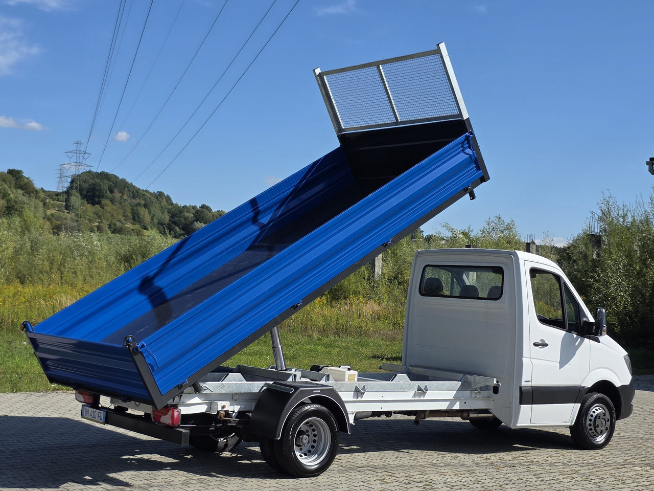 MERCEDES-BENZ Sprinter 419 CDI Wywrotka 4.50 M ! Kiper 3-Stronny ! Klima ! 3.0 CDI * 190 Km ! - Carrinha basculante: foto 5 MERCEDES-BENZ Sprinter 419 CDI Wywrotka 4.50 M ! Kiper 3-Stronny ! Klima ! 3.0 CDI * 190 Km ! - Carrinha basculante: foto 5