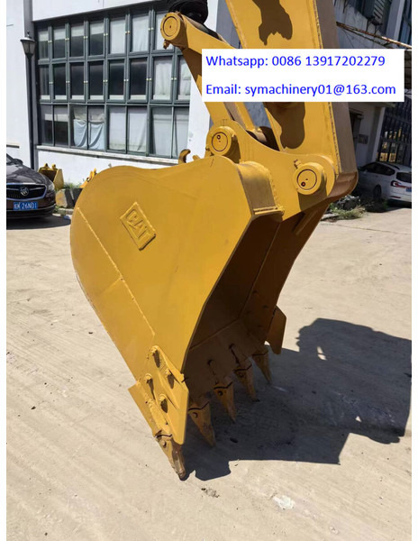 Caterpillar 320D2 - Escavadora de rastos: foto 2 Caterpillar 320D2 - Escavadora de rastos: foto 2