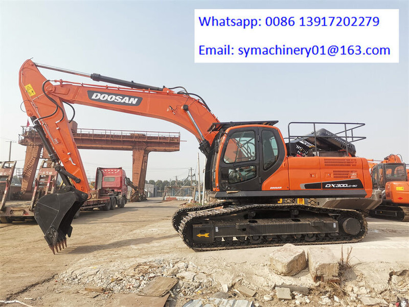 Doosan DX300LC-9C - Escavadora de rastos: foto 3 Doosan DX300LC-9C - Escavadora de rastos: foto 3