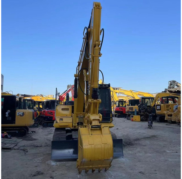 Komatsu PC130 - Escavadora de rastos: foto 2 Komatsu PC130 - Escavadora de rastos: foto 2