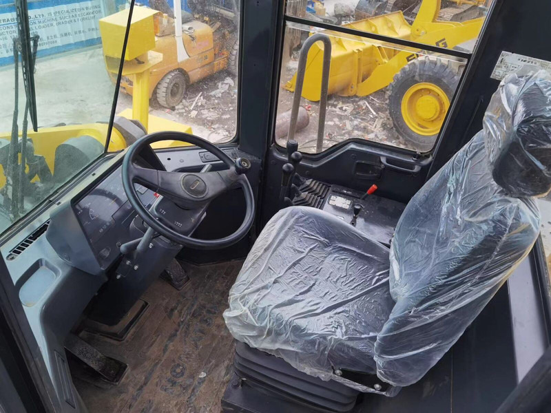 Komatsu WA470 - Pá carregadora de rodas: foto 5 Komatsu WA470 - Pá carregadora de rodas: foto 5
