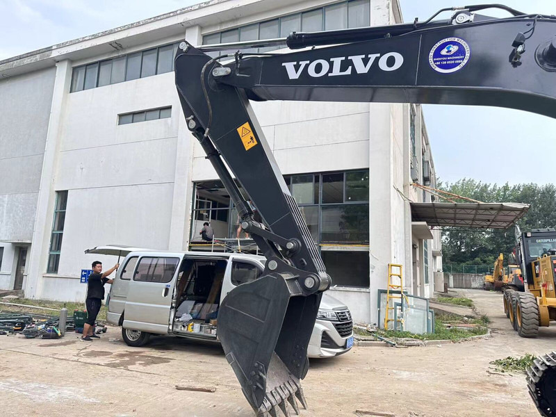 Volvo EC210DL - Escavadora de rastos: foto 3 Volvo EC210DL - Escavadora de rastos: foto 3
