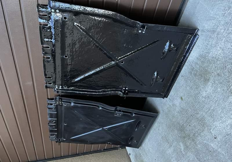 Osłona silnika SETRA 515 EURO 6, MERCEDES TRAVEGO, A4106800918,A 410 680 09 18,4 Setra Setra 511 515 516 517 519 HD HDH - Autocarro: foto 3 Osłona silnika SETRA 515 EURO 6, MERCEDES TRAVEGO, A4106800918,A 410 680 09 18,4 Setra Setra 511 515 516 517 519 HD HDH - Autocarro: foto 3