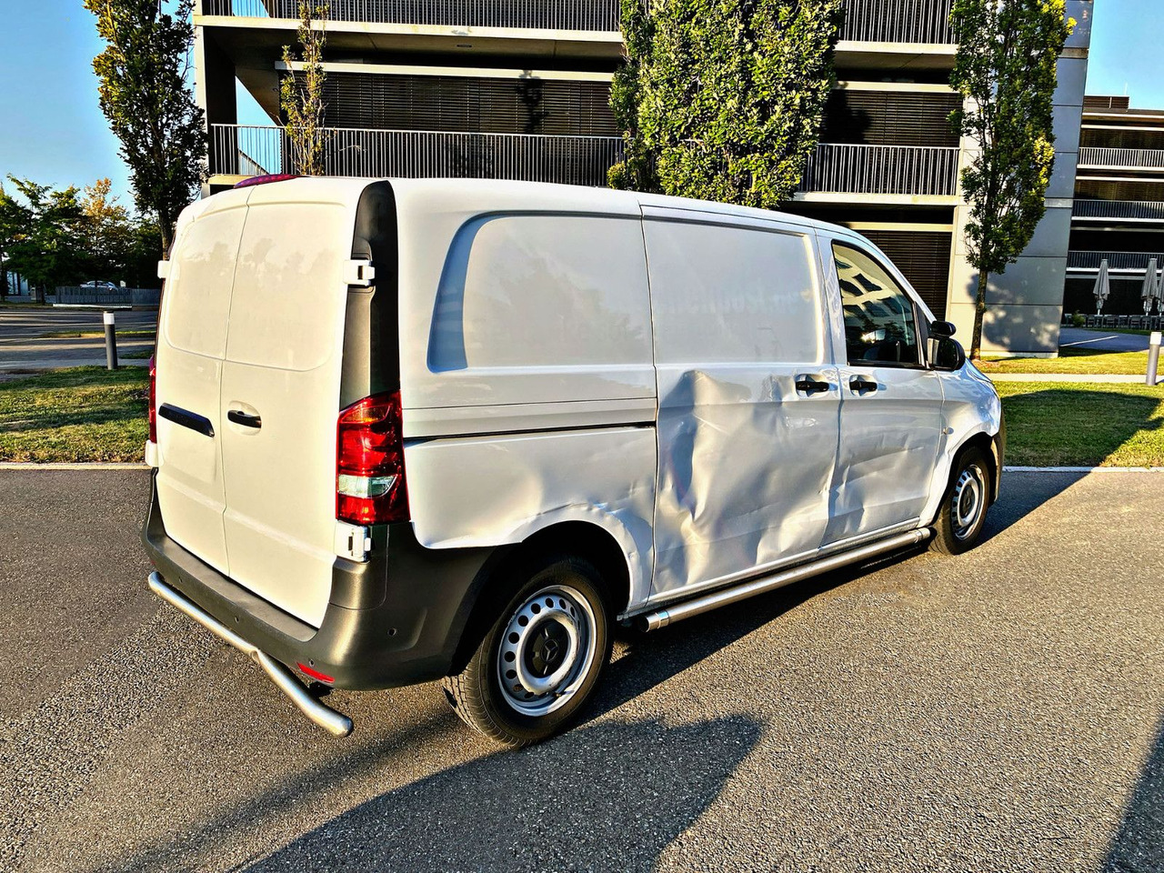 Mercedes-Benz Vito Kasten 111 CDI FWD kompakt|Kamera|Navi|19% - Furgão compacto: foto 3 Mercedes-Benz Vito Kasten 111 CDI FWD kompakt|Kamera|Navi|19% - Furgão compacto: foto 3