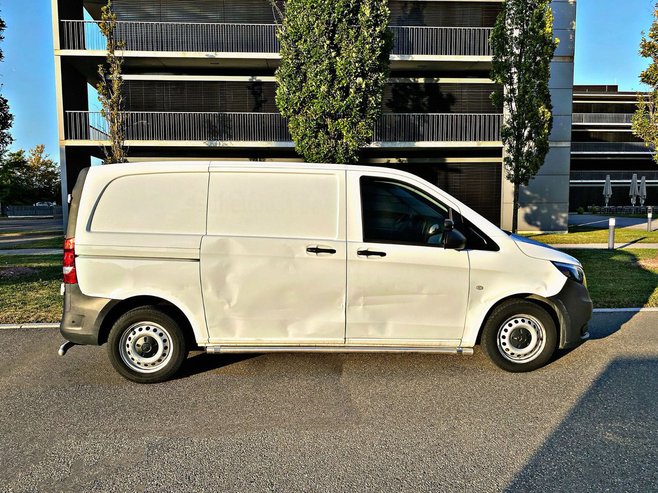 Mercedes-Benz Vito Kasten 111 CDI FWD kompakt|Kamera|Navi|19% - Furgão compacto: foto 2 Mercedes-Benz Vito Kasten 111 CDI FWD kompakt|Kamera|Navi|19% - Furgão compacto: foto 2