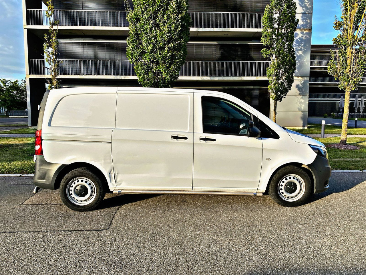 Mercedes-Benz Vito Kasten 111 FWD kompakt|Kamera|Klima|PDC|19% - Furgão compacto: foto 2 Mercedes-Benz Vito Kasten 111 FWD kompakt|Kamera|Klima|PDC|19% - Furgão compacto: foto 2