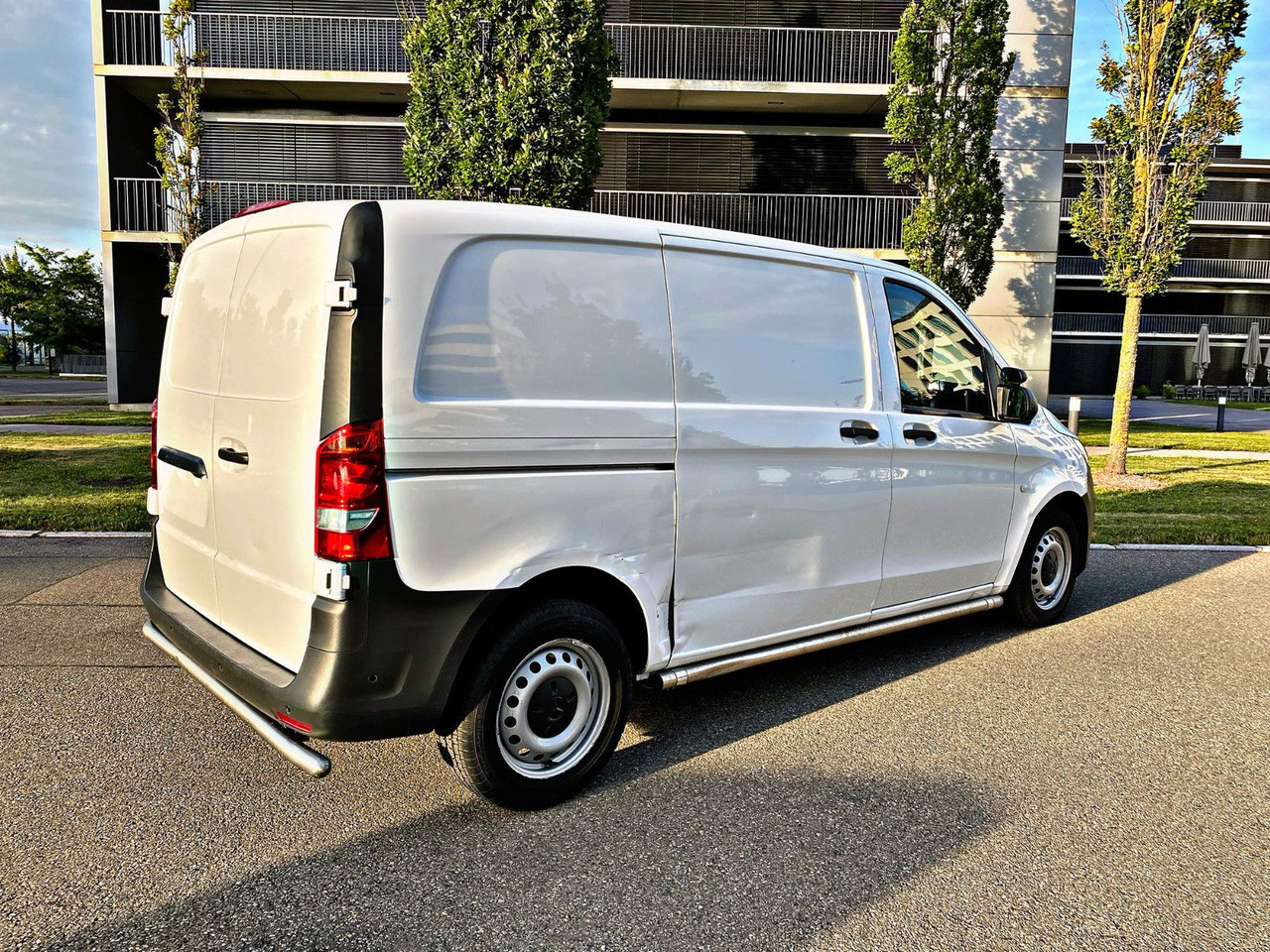 Mercedes-Benz Vito Kasten 111 FWD kompakt|Kamera|Klima|PDC|19% - Furgão compacto: foto 3 Mercedes-Benz Vito Kasten 111 FWD kompakt|Kamera|Klima|PDC|19% - Furgão compacto: foto 3