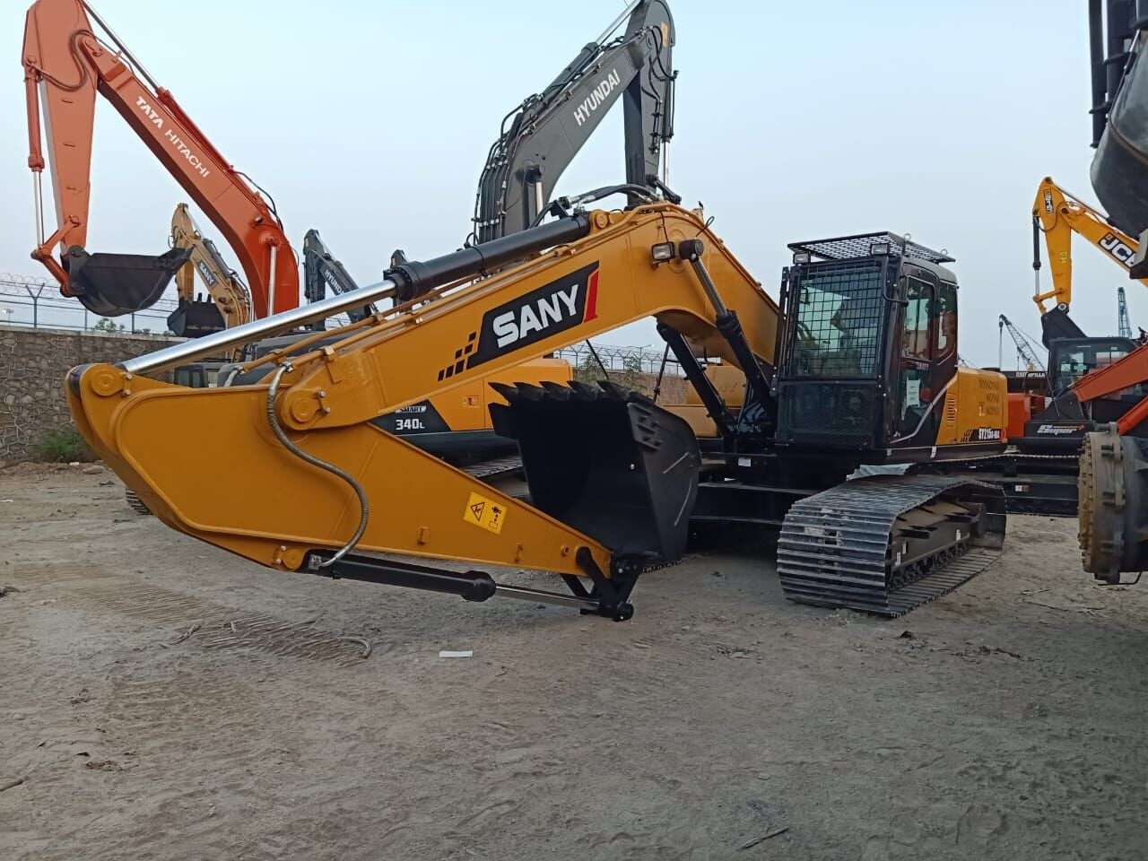 New Sany SY 215 MITSUBISHI ENGINE tracked excavator - Escavadora de rastos: foto 5 New Sany SY 215 MITSUBISHI ENGINE tracked excavator - Escavadora de rastos: foto 5