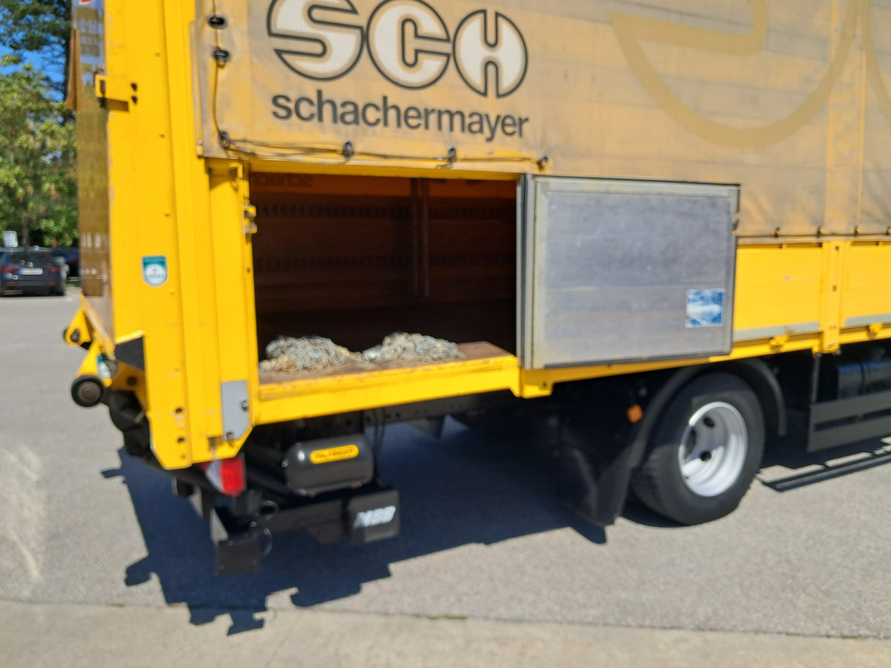 MAN MAN TGL 8.180 Pritsche + LBW | Klima | Tempomat | Schaltgetriebe - Camião de caixa aberta/ Plataforma: foto 4 MAN MAN TGL 8.180 Pritsche + LBW | Klima | Tempomat | Schaltgetriebe - Camião de caixa aberta/ Plataforma: foto 4