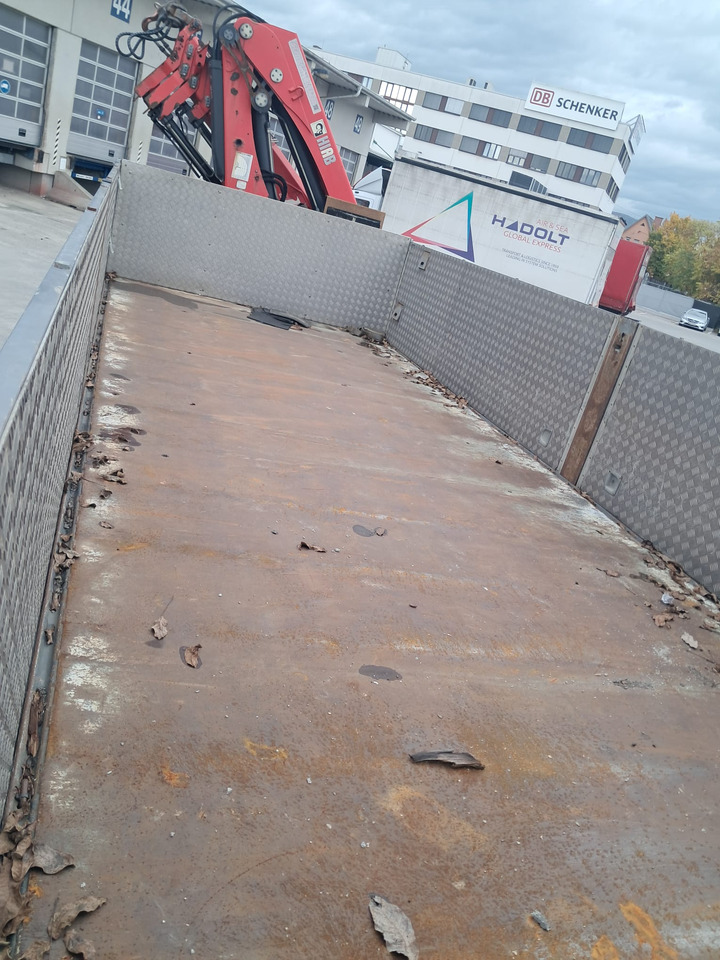 MERCEDES-BENZ AROCS 28.51 | 6x4| Retarder |Kran |Klima | Euro 6 - Camião de caixa aberta/ Plataforma, Camião grua: foto 4 MERCEDES-BENZ AROCS 28.51 | 6x4| Retarder |Kran |Klima | Euro 6 - Camião de caixa aberta/ Plataforma, Camião grua: foto 4