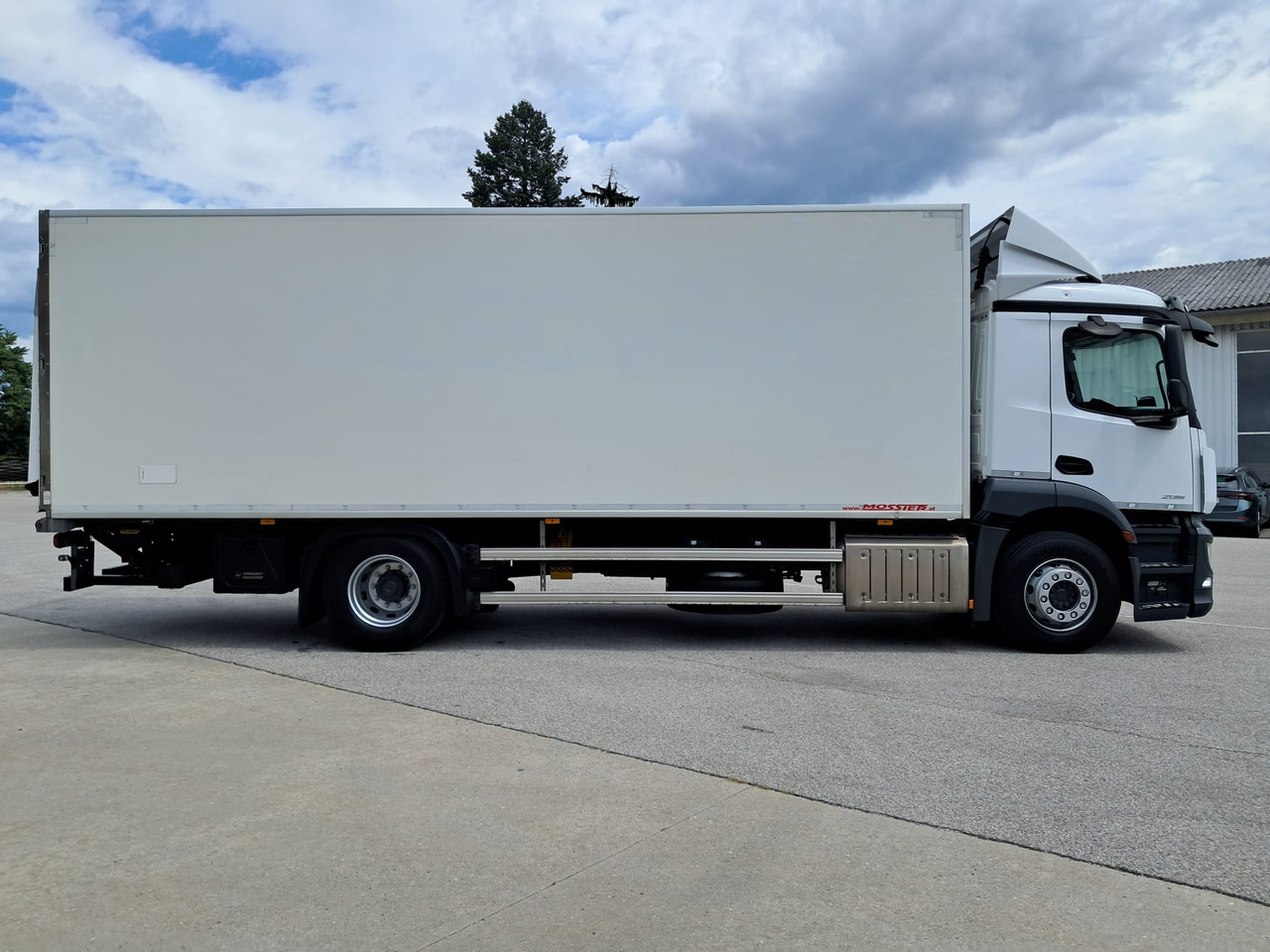 MERCEDES-BENZ Antos 2135 Kühlkoffer | Supra 850 | Standheizung - Camião frigorífico: foto 3 MERCEDES-BENZ Antos 2135 Kühlkoffer | Supra 850 | Standheizung - Camião frigorífico: foto 3