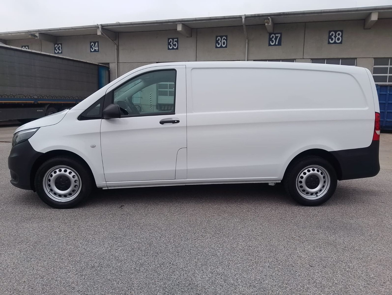 Mercedes-Benz VITO 116 CDI - Furgão: foto 5 Mercedes-Benz VITO 116 CDI - Furgão: foto 5