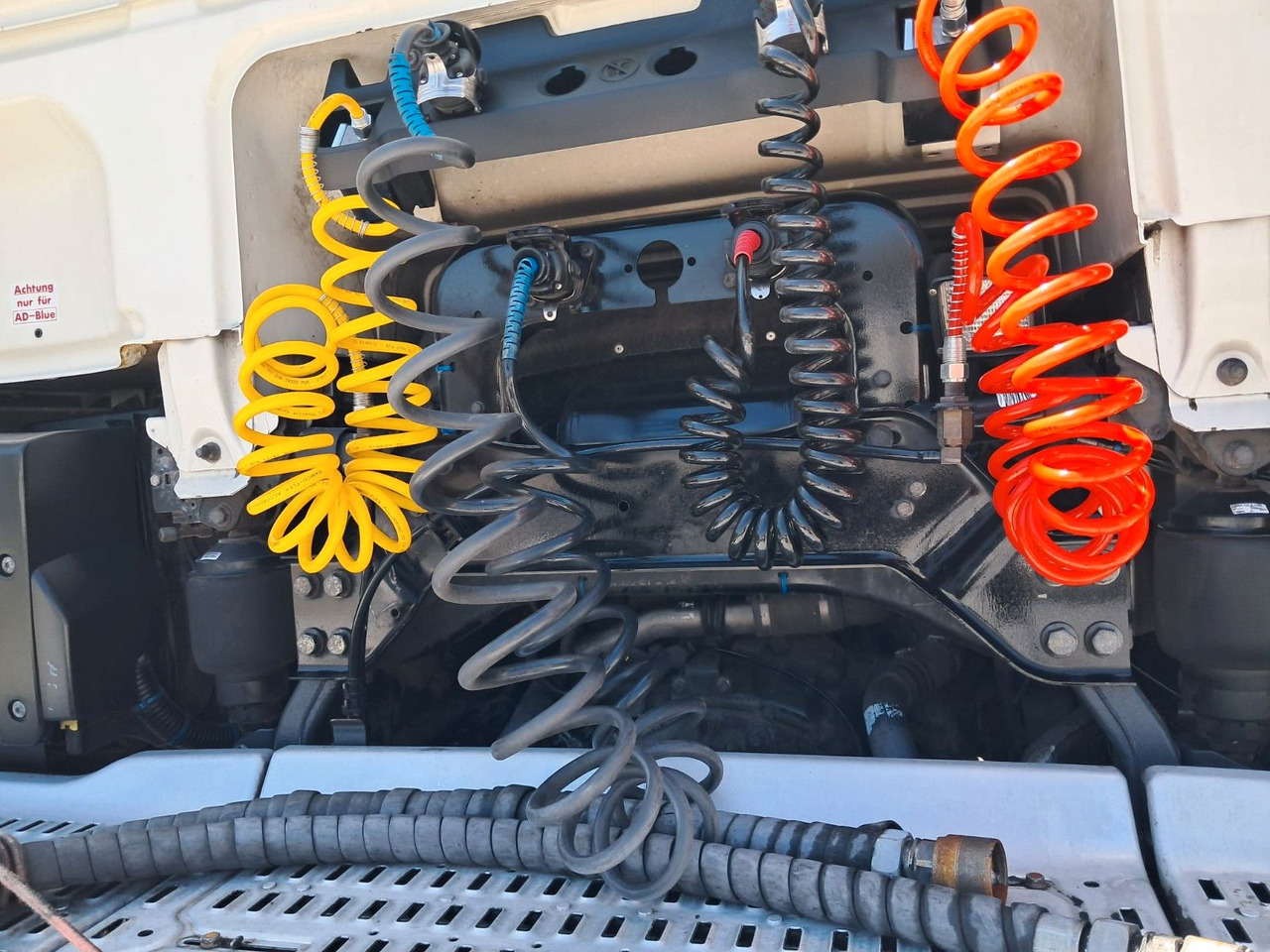 Tractor DAF XF 18.460 Schubboden | Klima | Retarder | Differ: foto 16 Tractor DAF XF 18.460 Schubboden | Klima | Retarder | Differ: foto 16