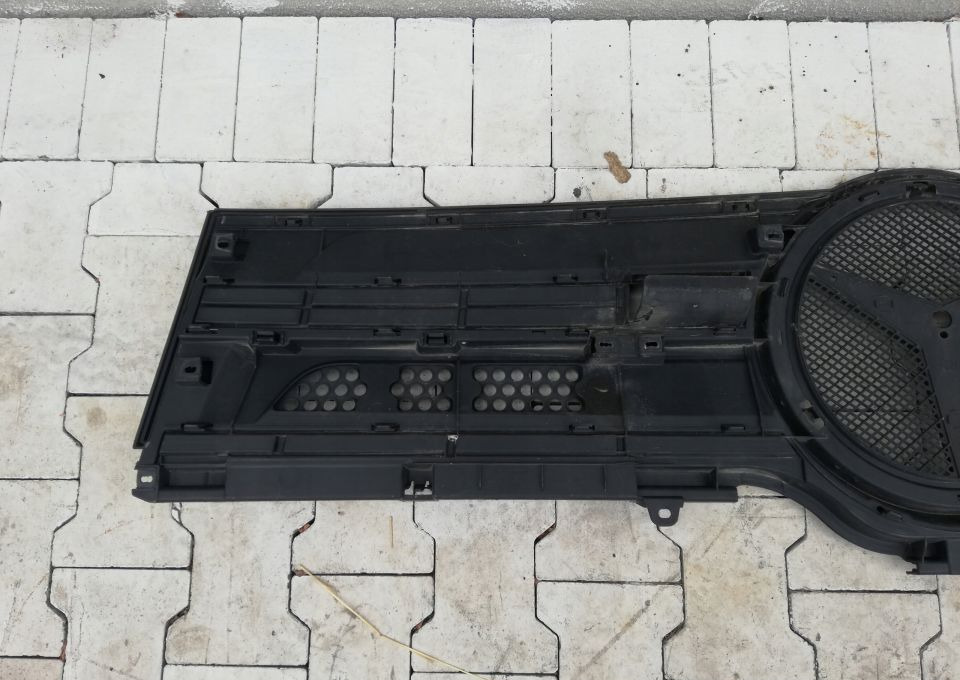 ATRAPA GRILL MERCEDES ACTROS MP4 ORYGINAŁ - Grade radiador para Camião: foto 5 ATRAPA GRILL MERCEDES ACTROS MP4 ORYGINAŁ - Grade radiador para Camião: foto 5