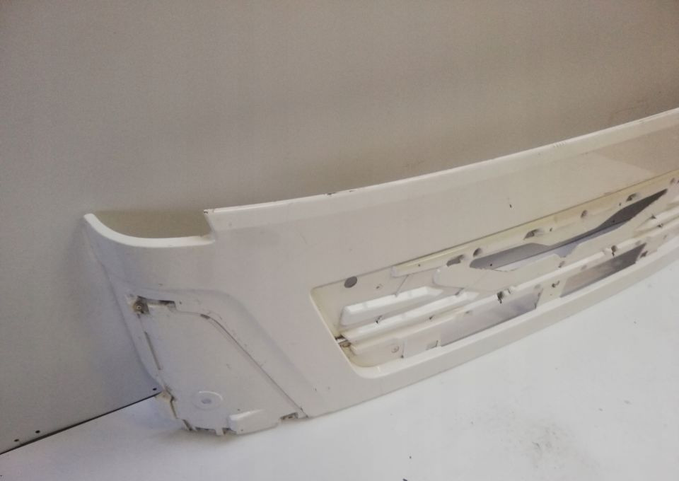 ATRAPA MASKA MAN TGL E6 ORYGINAL 81.611106104 - Capô para Camião: foto 3 ATRAPA MASKA MAN TGL E6 ORYGINAL 81.611106104 - Capô para Camião: foto 3