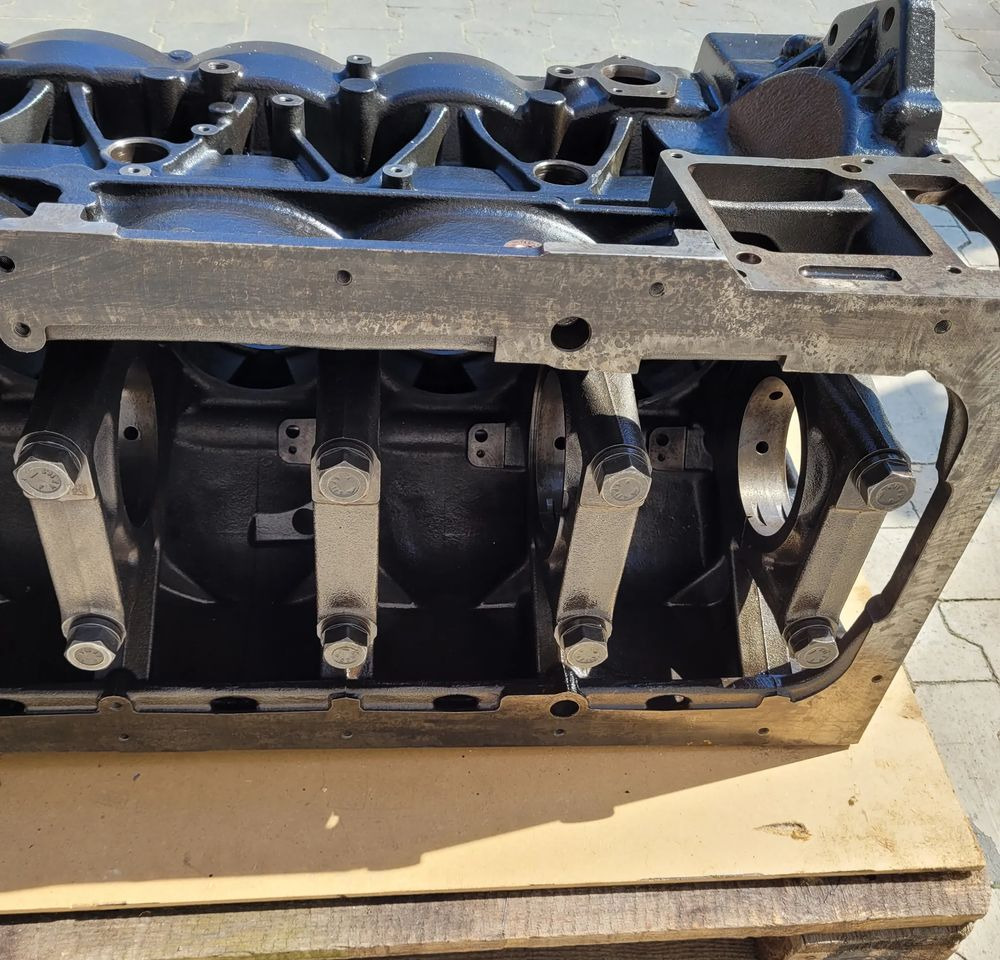 BLOK MAN TGX TGS EURO5 NOWY ORYGINAŁ 51.01101-3401 - Bloco do motor para Camião: foto 4 BLOK MAN TGX TGS EURO5 NOWY ORYGINAŁ 51.01101-3401 - Bloco do motor para Camião: foto 4