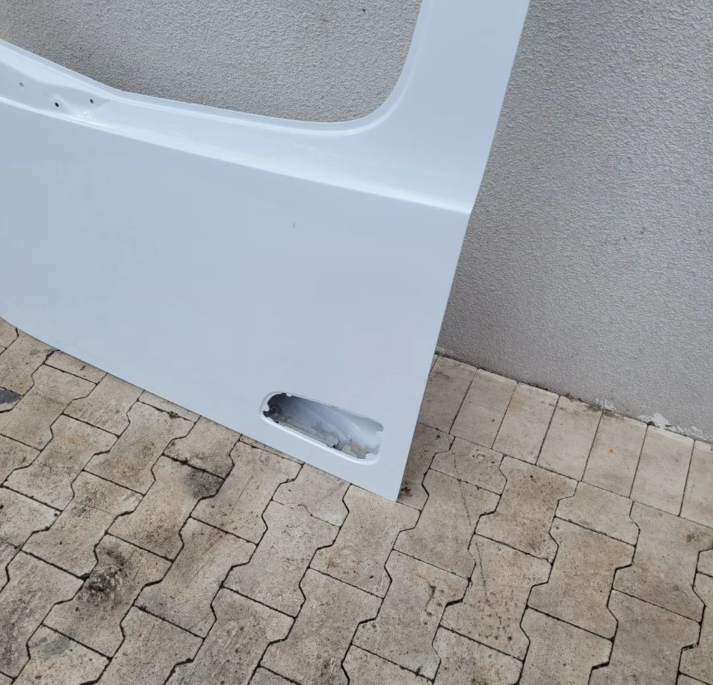 DRZWI ACTROS MP4 LEWE DUZA KABINA - Porta e peças para Camião: foto 2 DRZWI ACTROS MP4 LEWE DUZA KABINA - Porta e peças para Camião: foto 2