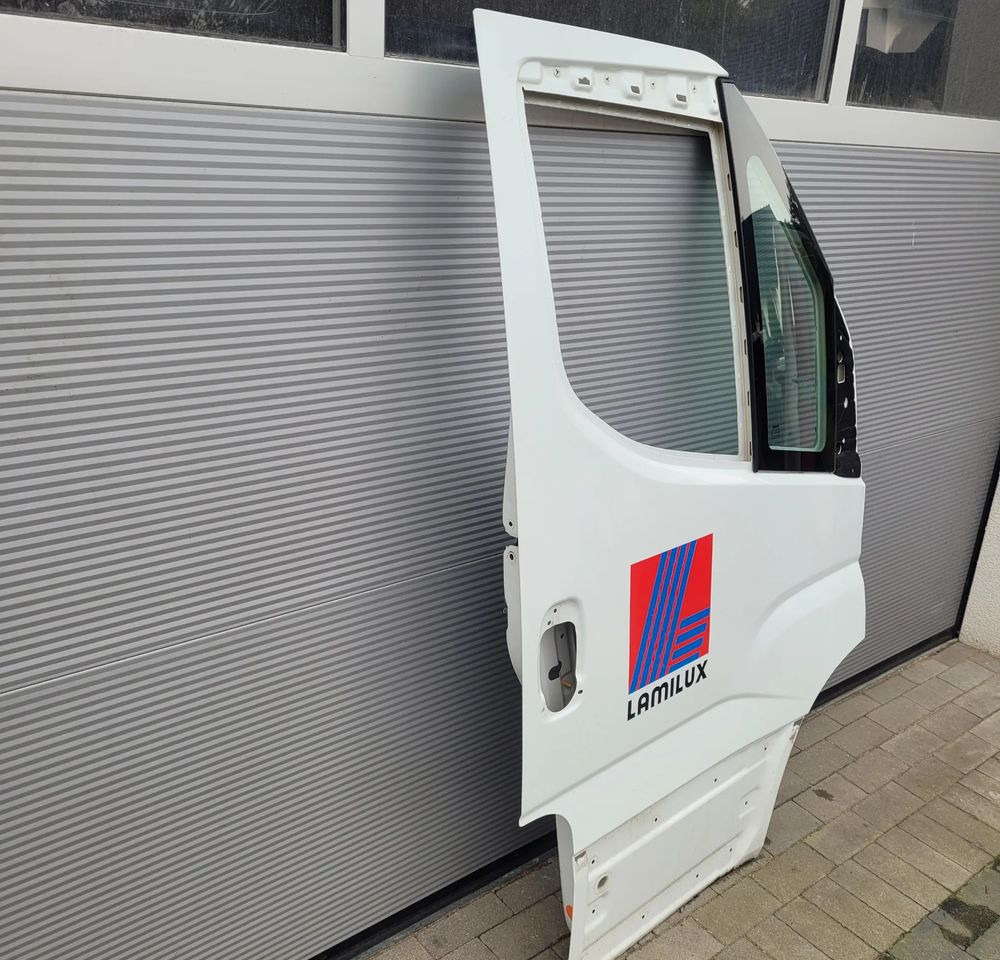 DRZWI IVECO DALI NM RH LUB LH ORYGINAŁ CHWALIM116 - Porta e peças para Veículo comercial: foto 2 DRZWI IVECO DALI NM RH LUB LH ORYGINAŁ CHWALIM116 - Porta e peças para Veículo comercial: foto 2