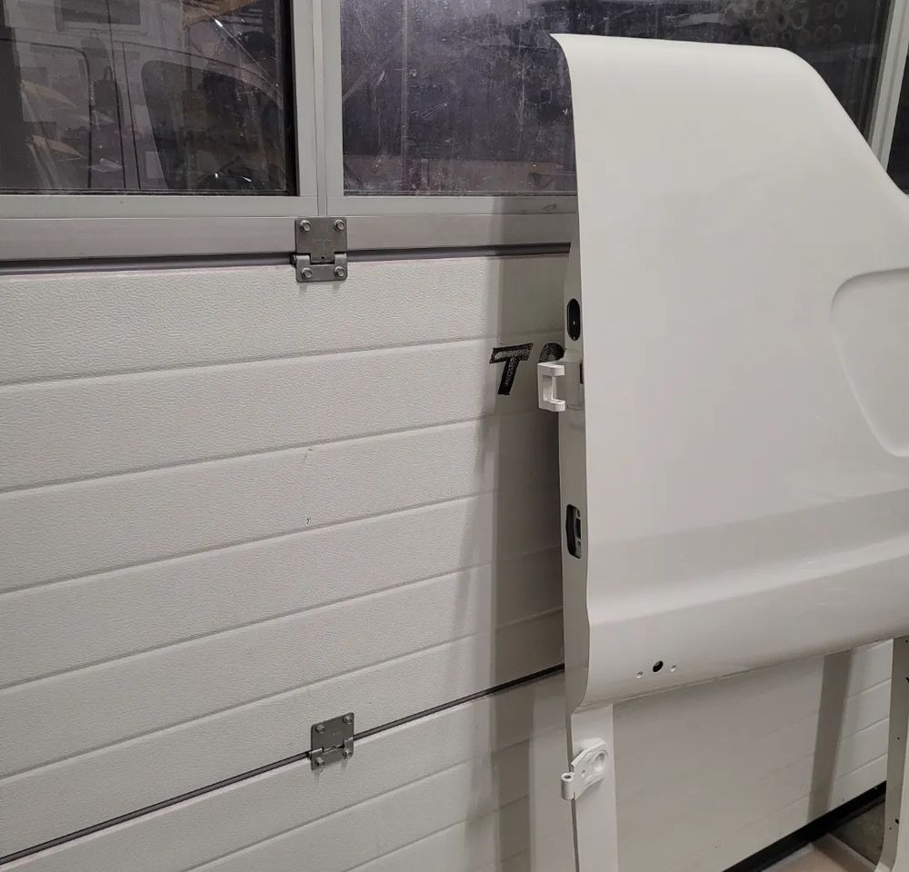 DRZWI SCANIA R PRAWE NOWY ORYGINAŁ - Porta e peças para Camião: foto 3 DRZWI SCANIA R PRAWE NOWY ORYGINAŁ - Porta e peças para Camião: foto 3