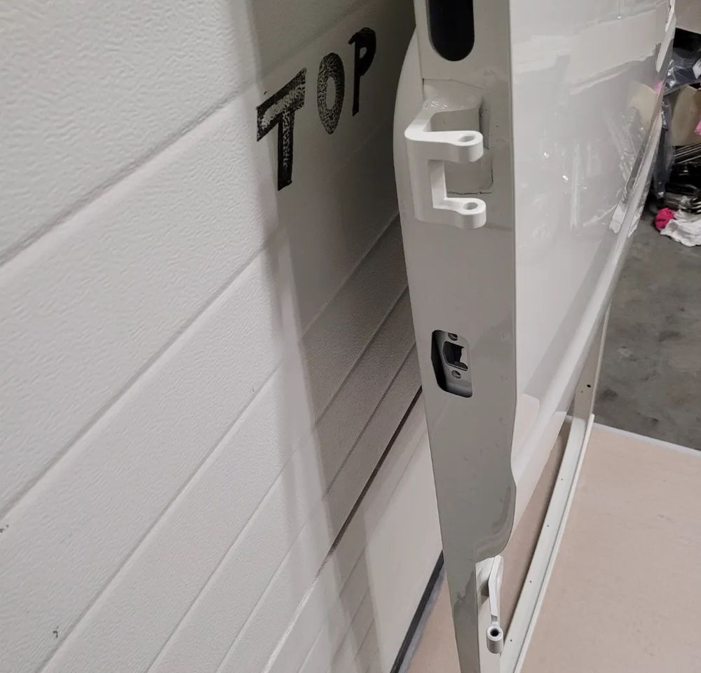 DRZWI SCANIA R PRAWE NOWY ORYGINAŁ - Porta e peças para Camião: foto 4 DRZWI SCANIA R PRAWE NOWY ORYGINAŁ - Porta e peças para Camião: foto 4