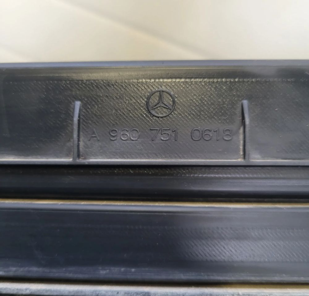 GRILL ATRAPA MERCEDES ACTROS AROX A9607510618 - Grade radiador para Camião: foto 3 GRILL ATRAPA MERCEDES ACTROS AROX A9607510618 - Grade radiador para Camião: foto 3