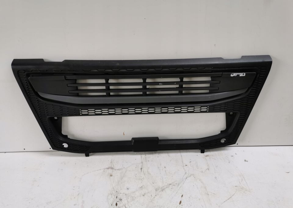 GRILL ATRAPA VOLVO FM FMX EURO 6 ORYGINAŁ - Grade radiador para Camião: foto 1 GRILL ATRAPA VOLVO FM FMX EURO 6 ORYGINAŁ - Grade radiador para Camião: foto 1