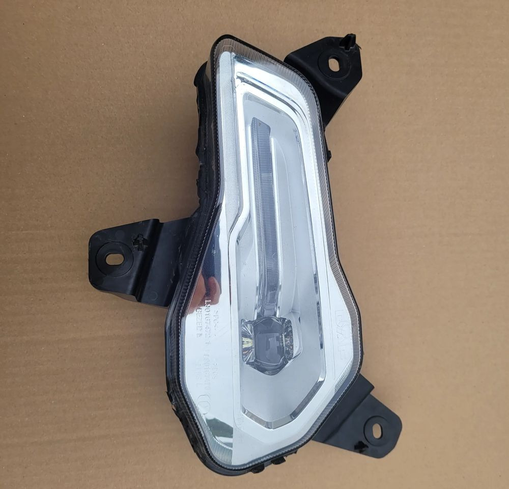 HALOGENY DAF XG XD ORYGINAŁ LED CHWALIM116 - Iluminação para Camião: foto 2 HALOGENY DAF XG XD ORYGINAŁ LED CHWALIM116 - Iluminação para Camião: foto 2