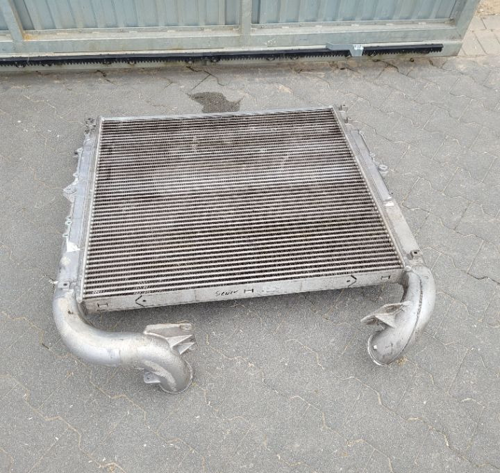 INTERCOOLER SCANIA R OM 1949827 Chwalim116 - Intercooler para Camião: foto 2 INTERCOOLER SCANIA R OM 1949827 Chwalim116 - Intercooler para Camião: foto 2