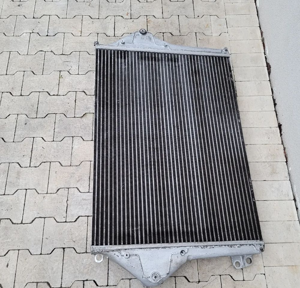 INTERCOOLER SCANIA R S NGT OM 82316694 - Intercooler para Camião: foto 2 INTERCOOLER SCANIA R S NGT OM 82316694 - Intercooler para Camião: foto 2