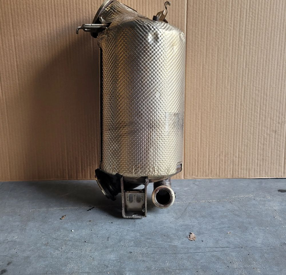 KATALIZATOR DPF MERCEDES VITO W447 A4474903701 ORYGINAŁ CHWALIM116 - Sistema de escape para Camião: foto 2 KATALIZATOR DPF MERCEDES VITO W447 A4474903701 ORYGINAŁ CHWALIM116 - Sistema de escape para Camião: foto 2