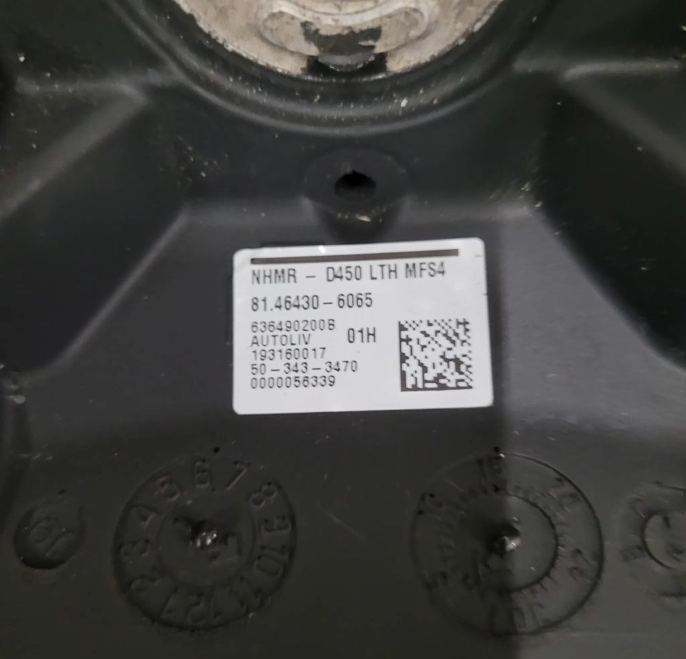 KIEROWNICA MAN TG3 TGX NM TGL ORYGINAŁ SKÓRA - Volante de direção para Camião: foto 4 KIEROWNICA MAN TG3 TGX NM TGL ORYGINAŁ SKÓRA - Volante de direção para Camião: foto 4