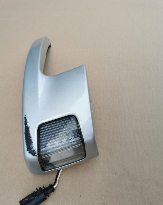 KIERUNKOWSKAZ VOLVO FM 82462033 RH. E6. - Pisca para Camião: foto 1 KIERUNKOWSKAZ VOLVO FM 82462033 RH. E6. - Pisca para Camião: foto 1