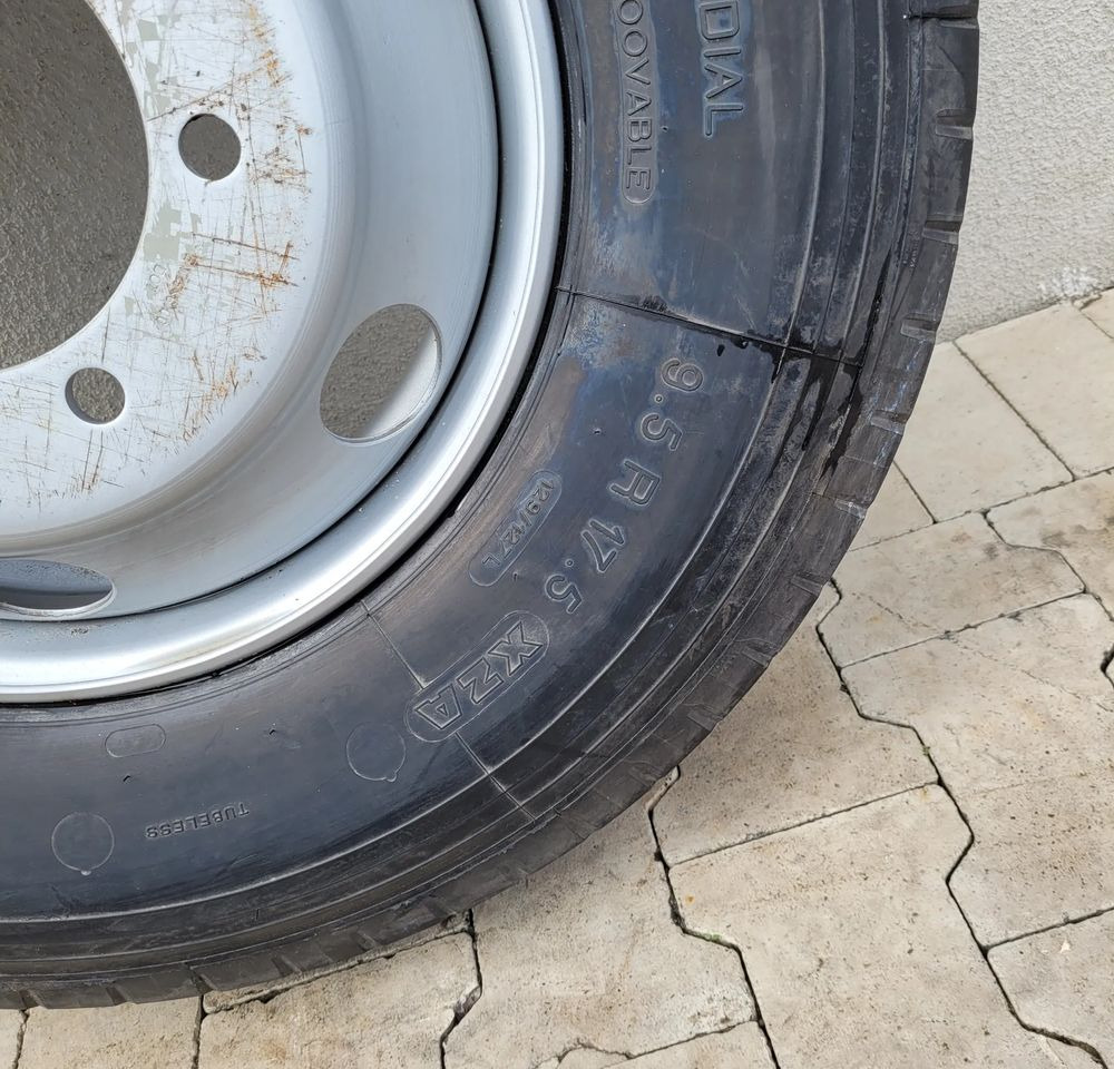 KOŁO 9.5 R 17.5 XZA MICHELIN - Jantes e pneus para Camião: foto 3 KOŁO 9.5 R 17.5 XZA MICHELIN - Jantes e pneus para Camião: foto 3