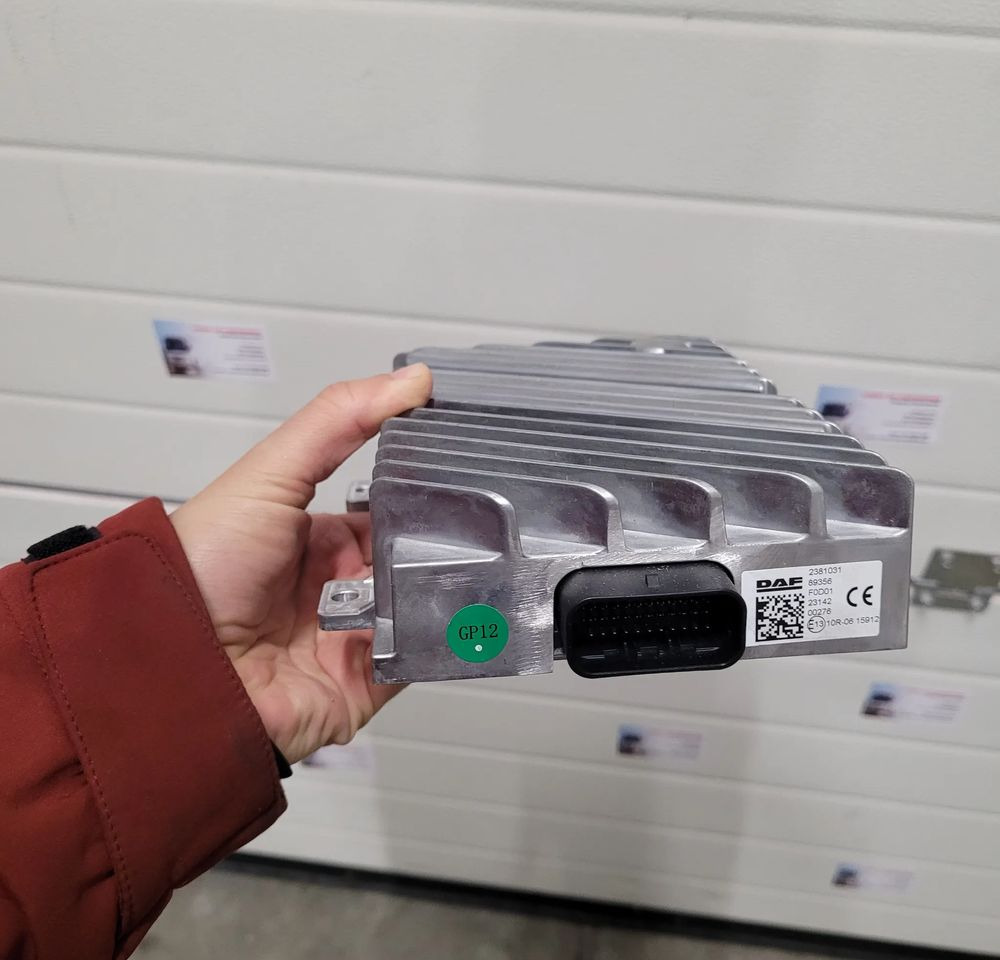 KOMPUTER STEROWNIK DAF 2381031 CHWALIM116 - Sistema elétrico para Camião: foto 1 KOMPUTER STEROWNIK DAF 2381031 CHWALIM116 - Sistema elétrico para Camião: foto 1