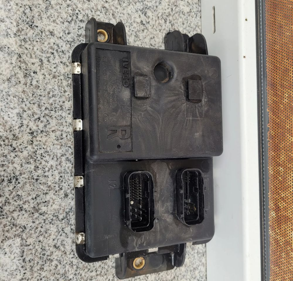KOMPUTER ŚWIATEŁ IVECO STRALIS 504280976 CHWALIM116 - Sistema elétrico: foto 1 KOMPUTER ŚWIATEŁ IVECO STRALIS 504280976 CHWALIM116 - Sistema elétrico: foto 1