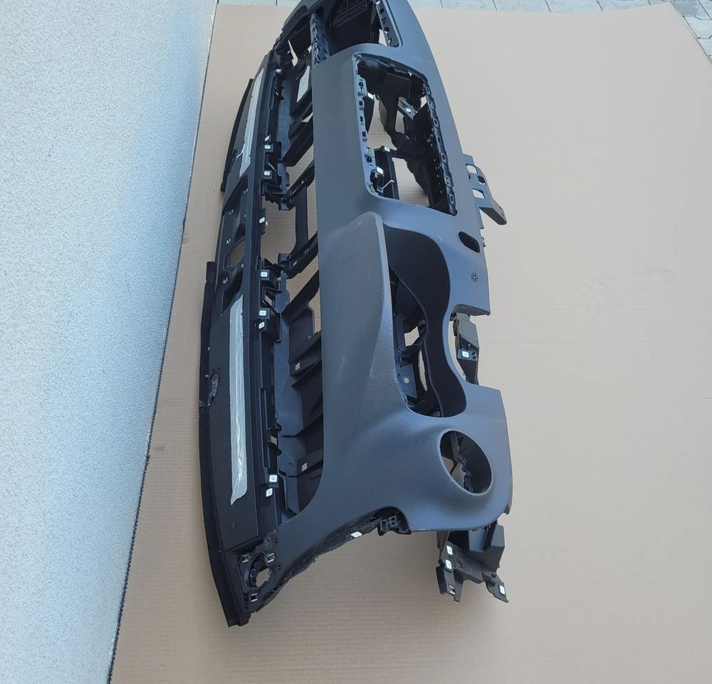 KONSOLA MERCEDES SPRINTER W910 W907 - Painel de instrumentos para Camião: foto 3 KONSOLA MERCEDES SPRINTER W910 W907 - Painel de instrumentos para Camião: foto 3