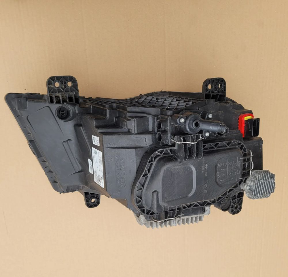 LAMPA LED MAN TG3 TGX NM ORYGINAŁ 81.25101-6821 LEWA CHWALIM116 - Iluminação para Camião: foto 2 LAMPA LED MAN TG3 TGX NM ORYGINAŁ 81.25101-6821 LEWA CHWALIM116 - Iluminação para Camião: foto 2