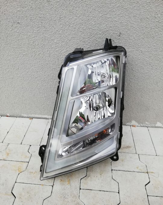LAMPA VOLVO FH4 FH 4 FM LH ORYGINAŁ - Farol dianteira para Camião: foto 1 LAMPA VOLVO FH4 FH 4 FM LH ORYGINAŁ - Farol dianteira para Camião: foto 1