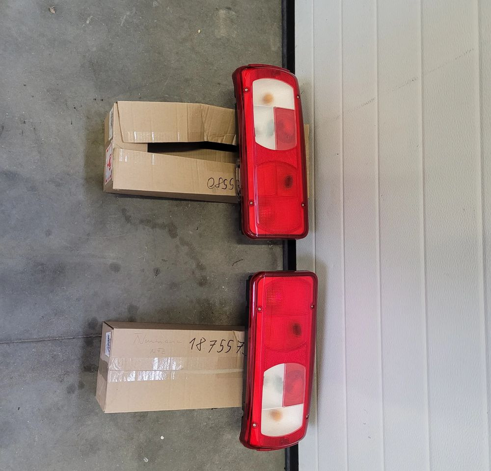 LAMPY TYL DAF XF CF ORYGINAŁ KOMPLET OM 1875579 CHWALIM116 - Farol traseiros para Camião: foto 1 LAMPY TYL DAF XF CF ORYGINAŁ KOMPLET OM 1875579 CHWALIM116 - Farol traseiros para Camião: foto 1