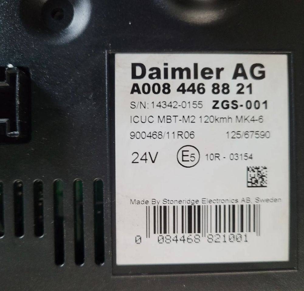 LICZNIK MERCEDES ACTROS MP4 A008 446 88 21 - Painel de instrumentos para Camião: foto 2 LICZNIK MERCEDES ACTROS MP4 A008 446 88 21 - Painel de instrumentos para Camião: foto 2