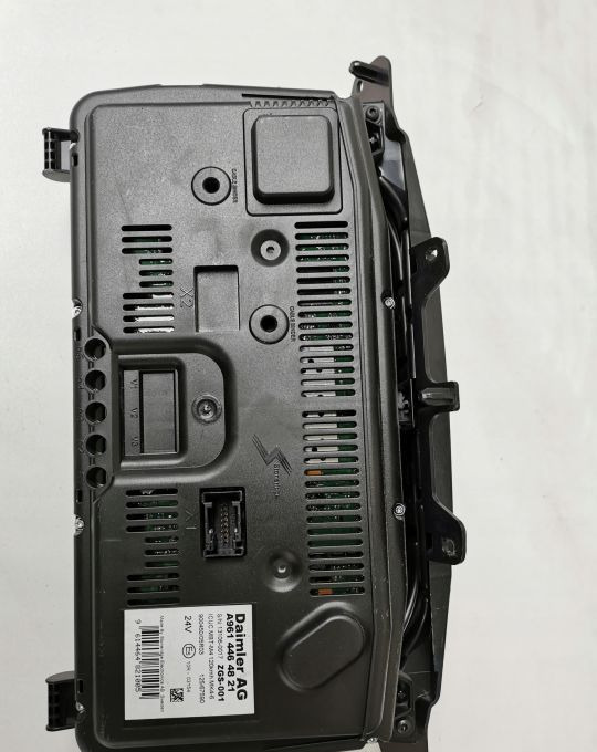 LICZNIK MERCEDES ACTROS MP4 A961 446 48 21 - Painel de instrumentos para Camião: foto 2 LICZNIK MERCEDES ACTROS MP4 A961 446 48 21 - Painel de instrumentos para Camião: foto 2